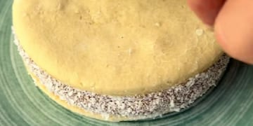 Cómo hacer alfajores de maicena saludables.