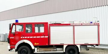 Bomberos Voluntarios de Puerto Iguazú suman una autobomba alemana a sus móviles.