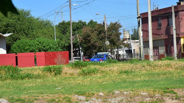 Dos asesinatos en medio de una disputa entre barras en Villa El Nailon, ciudad de Córdoba.