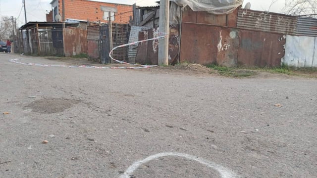 El ataque ocurrió pasadas las 20 sobre Loureiro al 1300, a metros del cruce de Cavia y Sorrento.