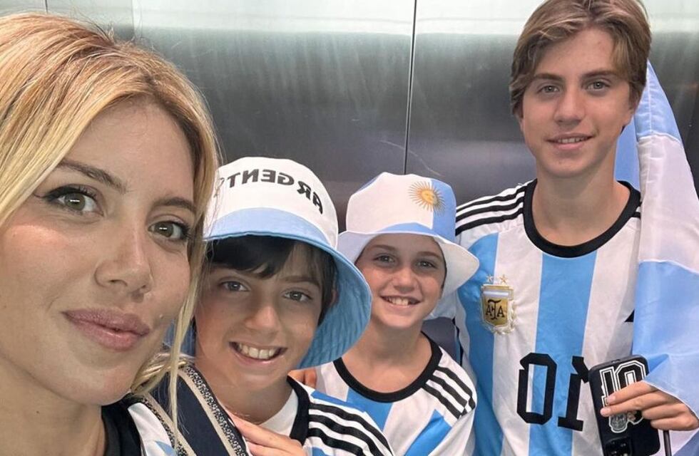 Por primera vez en un Mundial: Wanda Nara alentó a la Selección desde Qatar con su hijos