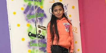 Camila tiene 9 años y gracias a una gran colecta, consiguió el dinero para la prótesis que necesita.
