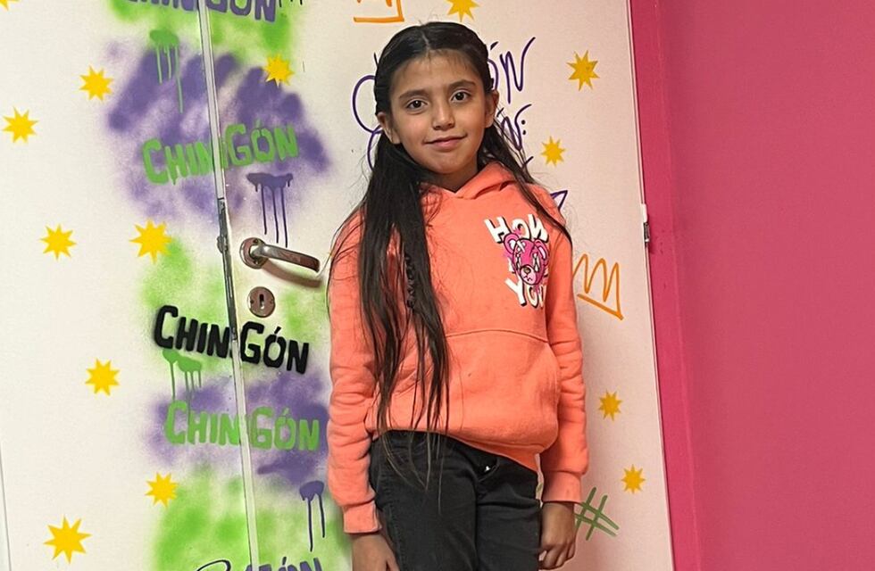 Tiene 9 años, nació con un tumor y sueña con ser médica: la historia de lucha de una pequeña cordobesa