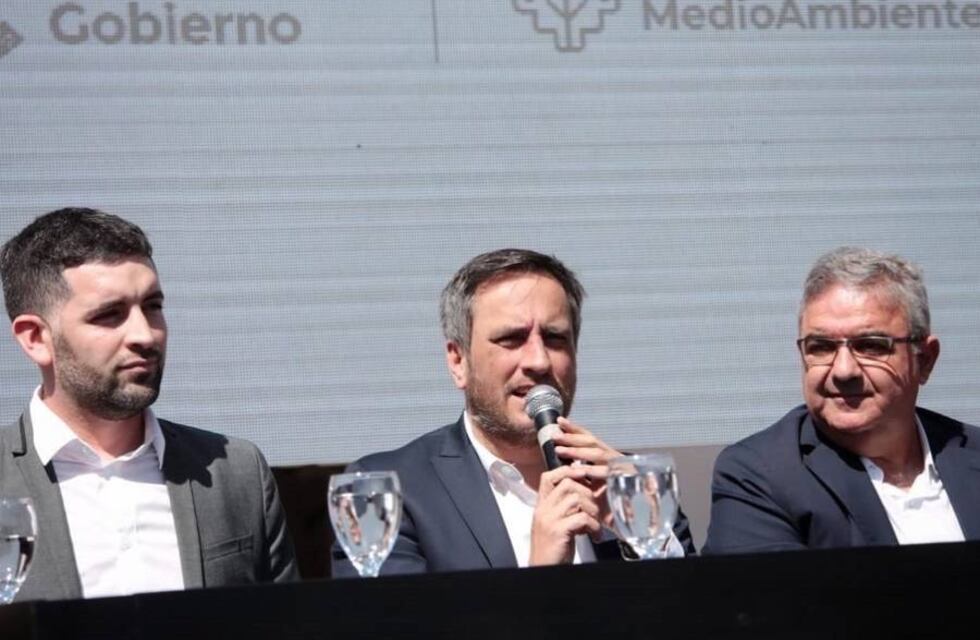 Incendios en el Delta del Paraná: Juan Cabandié apuntó contra la ganadería