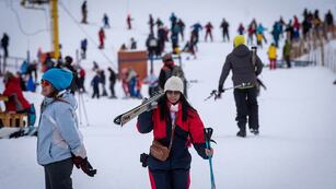 Parque Los Puquios
Reabrió tras el temporal de nieve en Mendoza.
Foto: Ignacio Blanco / Los Andes
