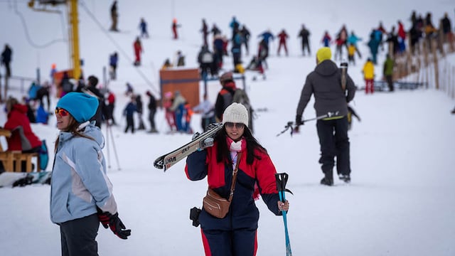 Parque Los Puquios
Reabrió tras el temporal de nieve en Mendoza. 
Foto: Ignacio Blanco / Los Andes