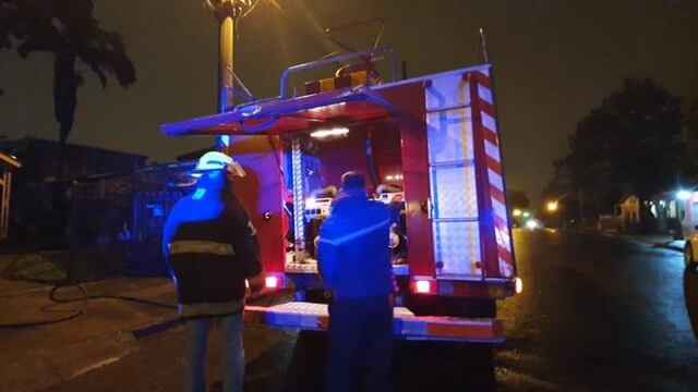 El origen del incendio fue, aparentemente, un cortocircuito en el cielorraso.