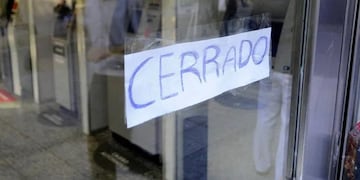 Banco cerrado.