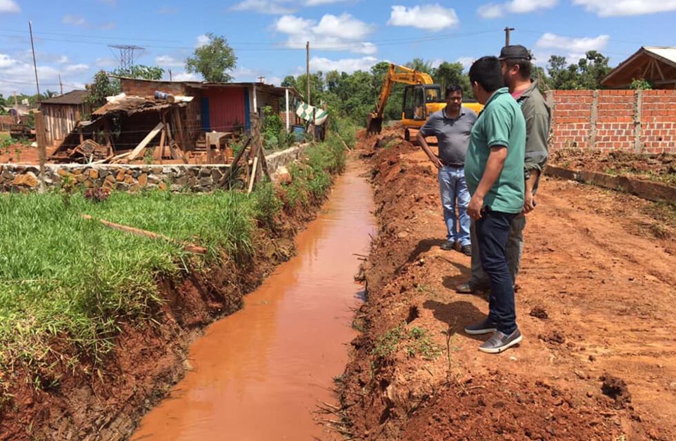 Continúan las obras de mejoramiento de los desagües en Puerto Iguazú