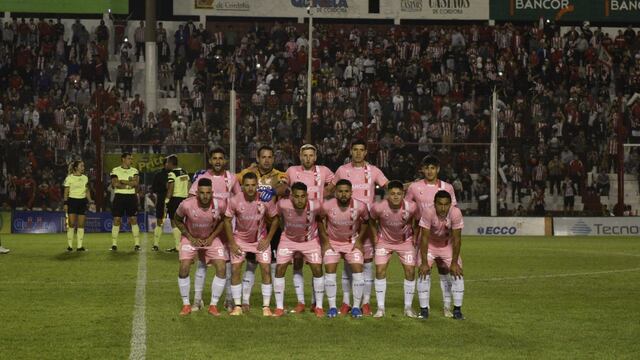 La Gloria superó 2 a 1 a Atlético Rafaela por la fecha 29 de la Zona B de la Primera Nacional. (Facundo Luque / La Voz).