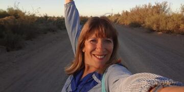 Carolina Tonon, la docente jubilada, a punto de salir a vender café.