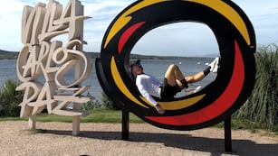 J Balvin eligió Carlos Paz para festejar la Navidad