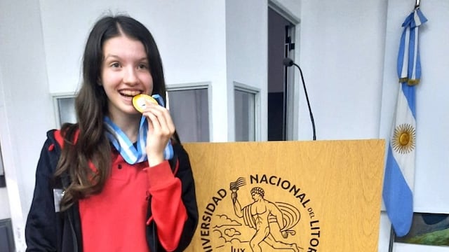 Julieta Álvarez, oro en las Olimpiadas nacionales de Geografías.