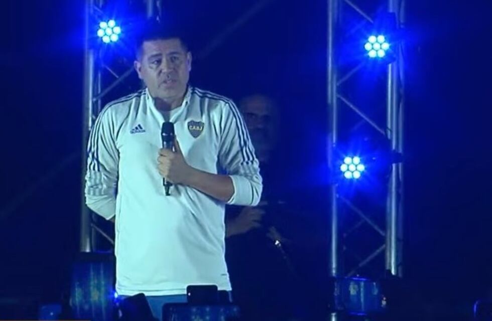 Juan Román Riquelme lanzó su agrupación y encabezó su primer acto: “Ojalá podamos estar muchos años juntos”