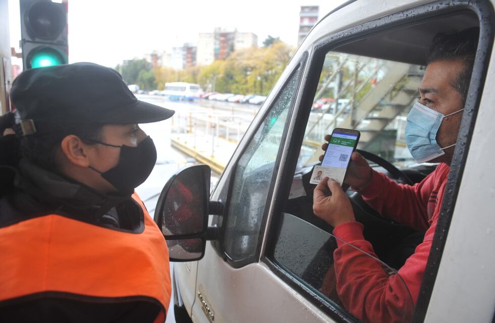Coronavirus en el AMBA: calles vacías y controles en el primer día de confinamiento estricto