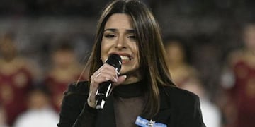 Euge Quevedo cantó en el último partido de Messi. (Foto: SC)