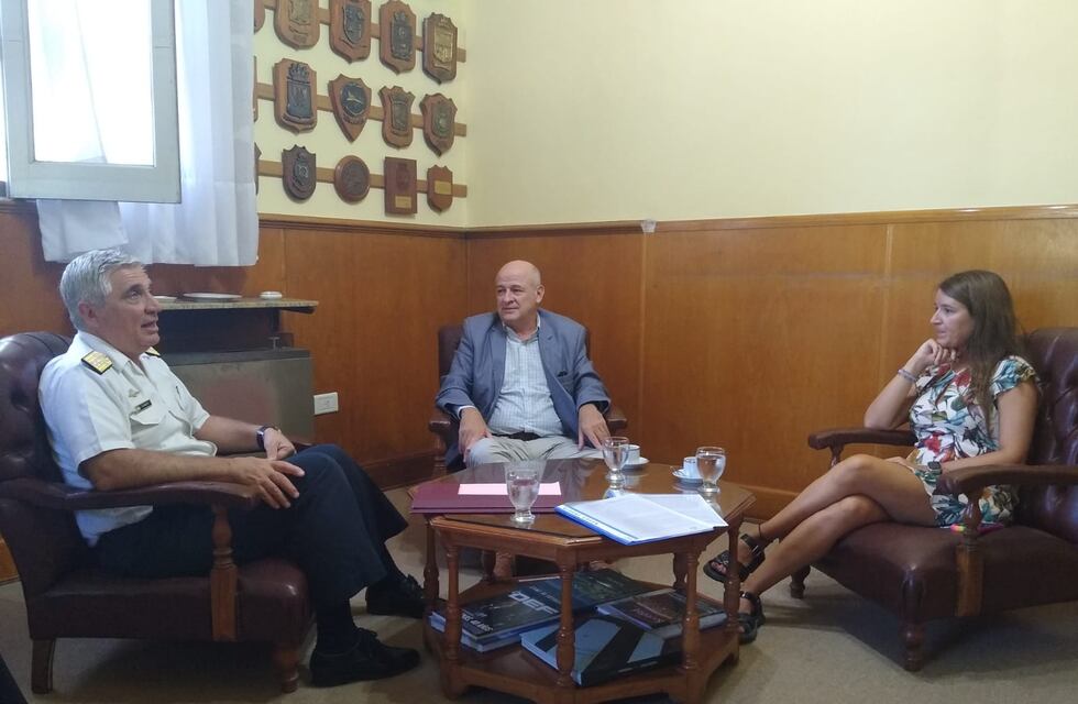 Egresados de la Escuela de Aprendices de la Armada realizarán prácticas profesionales en el Municipio