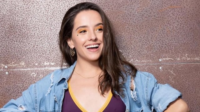 Evaluna Montaner dio un show en París y deslumbró con su total look y “tanga a la vista”.