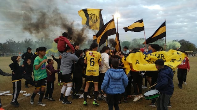 Futbol Copa de Oro Zona Oeste Liga Regional en Arroyito