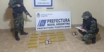 San Ignacio y Jardín América: incautan marihuana oculta en una zona de malezas.