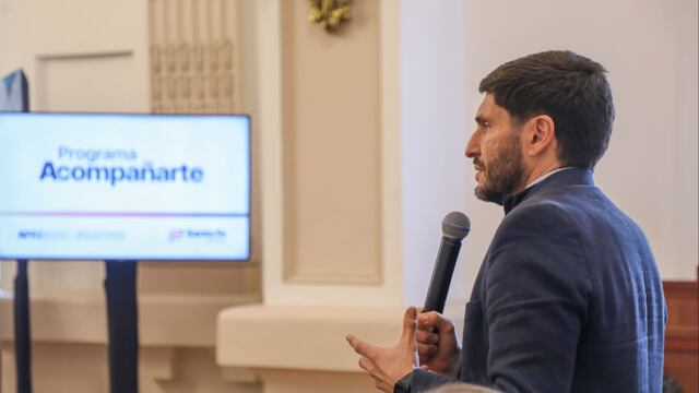 El gobernador Maximiliano Pullaro anunció el programa "Acompañarte" para combatir las adicciones