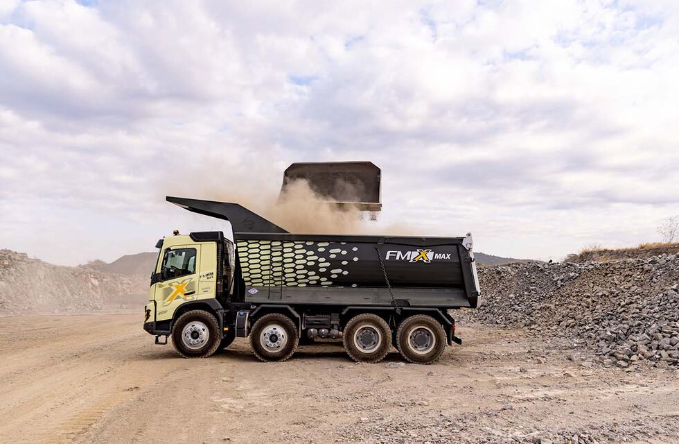 Cayó del acoplado de un camión en Malagueño y perdió la vida