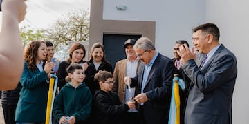 Las unidades fueron financiadas con recursos provinciales y algunas se construyeron en terrenos donados por el municipio.