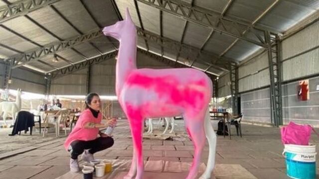 En acción Victoria Citro, la artista plástica que  desde Jujuy comenzó a recorrer el mundo con su arte.