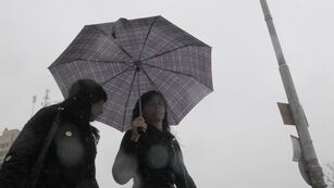 Tini Stoessel sorprendió en Instagram con un look total black urbano para el infarto.