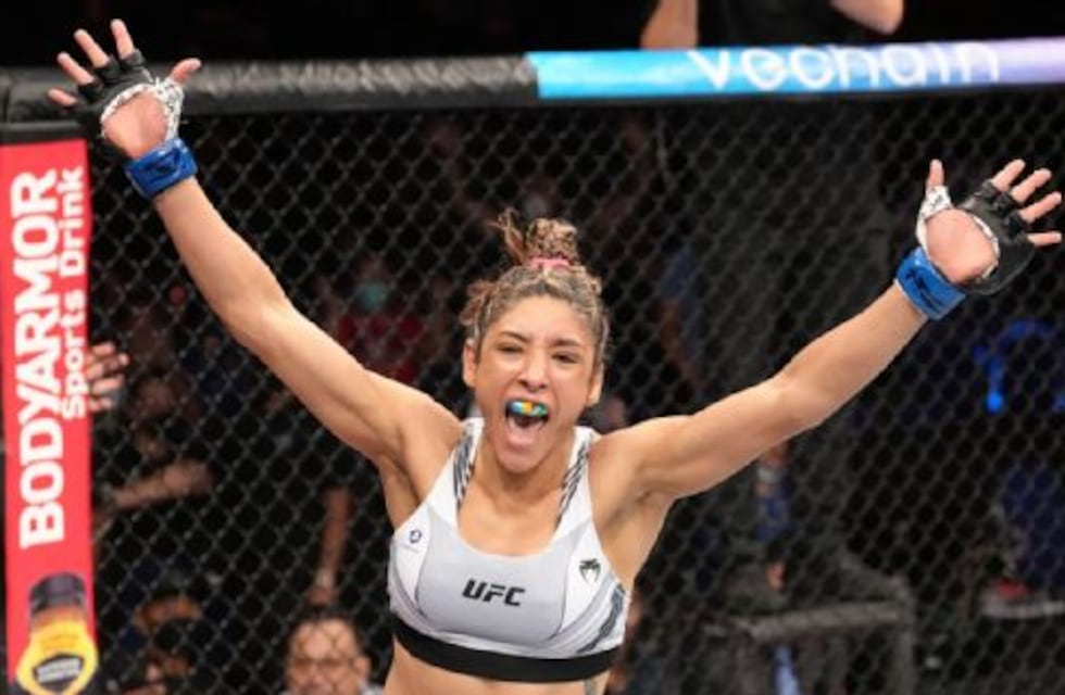 Con un tremendo KO Silvana Gómez Juárez consiguió su primer triunfo en la UFC
