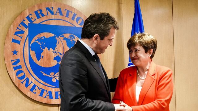 Sergio Massa junto a la directora gerente del Fondo Monetario Internacional, Kristalina Georgieva. (FMI)