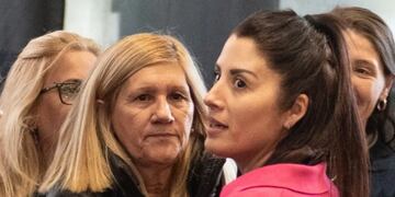 La madre de Lionel Messi visitó a la cantante en uno de sus encuentros espirituales.