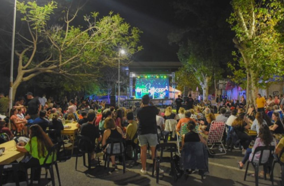 Activá Peña se despidió a pura música, baile y un gran acompañamiento del público