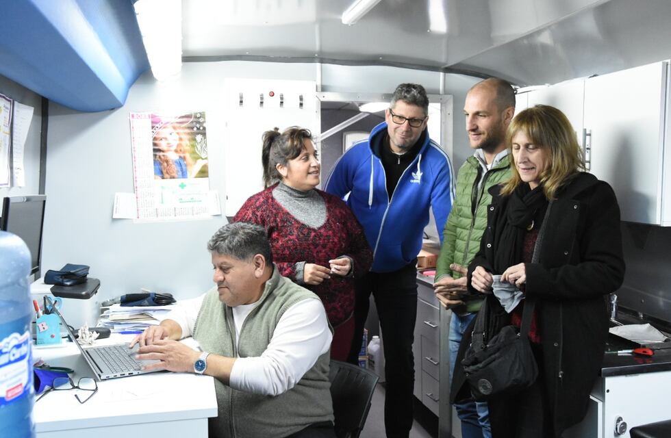 El Ómnibus Sanitario sumó una computadora