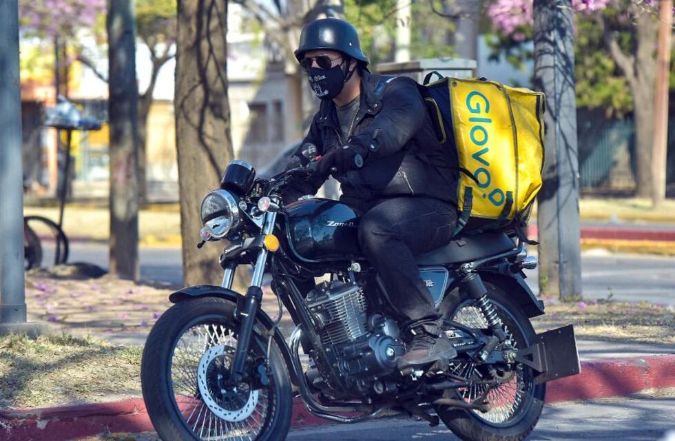 Asaltaron a un delivery y le robaron hasta el pedido