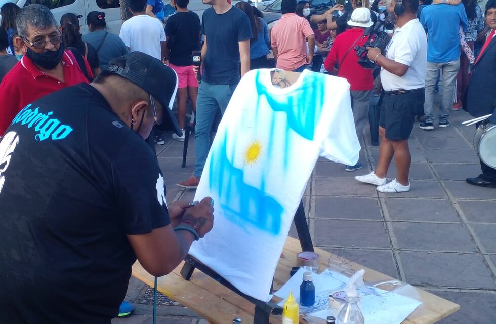 Malvinas 40 años: prendas escolares llevarán parches conmemorativos, en Jujuy