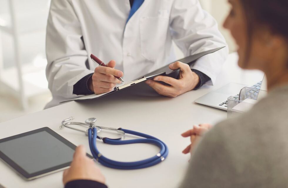 Prepagas: ¿Cuánto debe pagar un joven menor de 35 años en Argentina por salud privada?