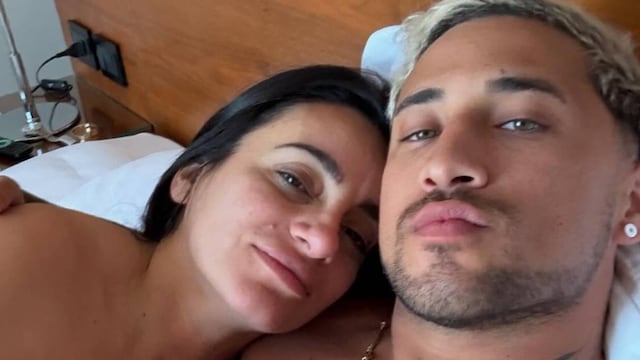 La pareja tomó una selfie luego del viaje del influencer hacia la ciudad santafesina.