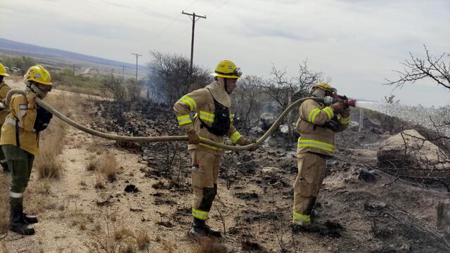Incendio en Traslasierra. Zona de la Cuesta de Brochero. (Gentileza)