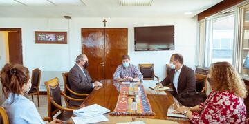 El Gobernador se reunió con los empresarios en el marco de la prorroga del subregimen industrial.