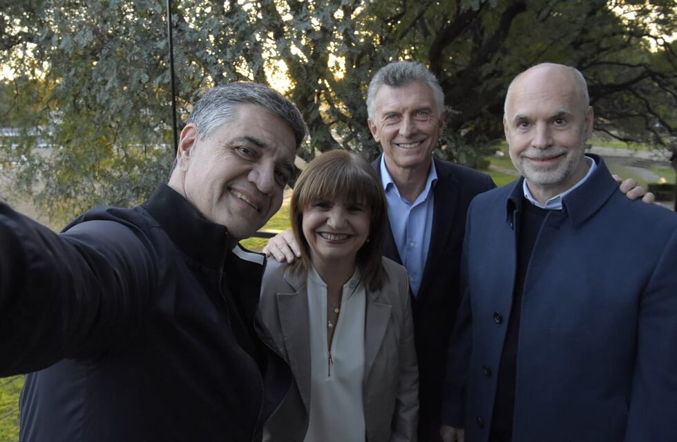 Con Mauricio Macri presente, el PRO tuvo su foto de unidad y el domingo compartirá búnker en Parque Norte