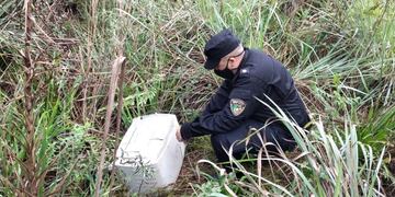 Efectivos de la Policía de Misiones lograron recuperar un horno eléctrico sustraído de una escuela en Bonpland.
