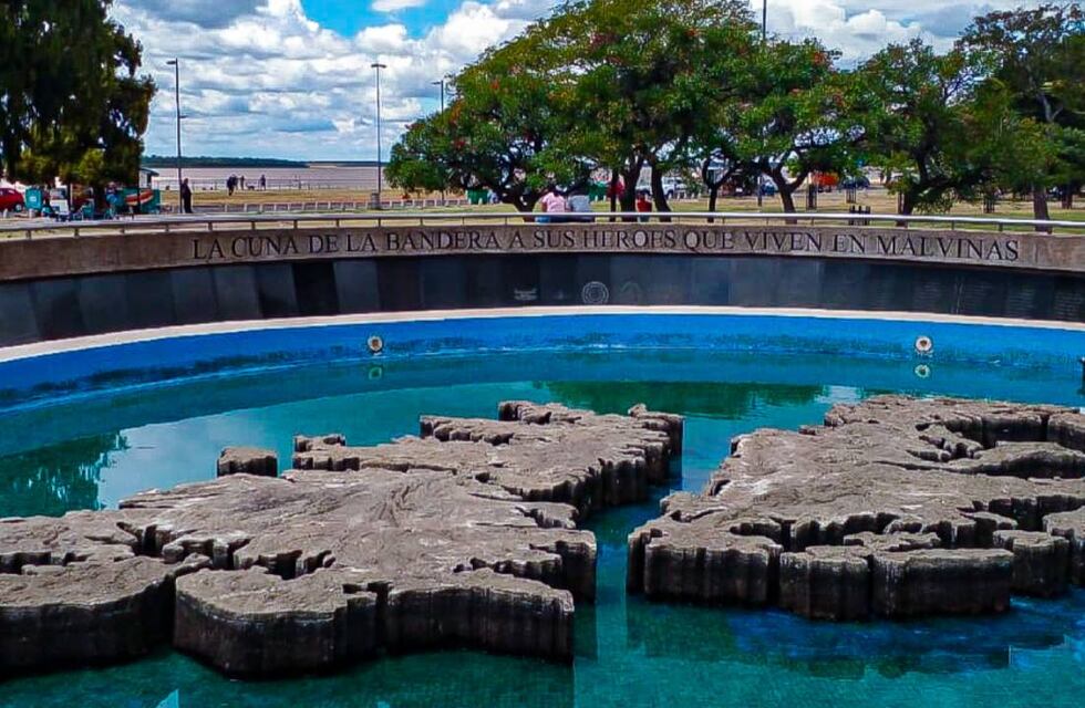 Vigilia por Malvinas en Rosario: la ciudad honra a sus ex combatientes a 41 años de la guerra