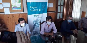 Broda, Borzi y Propato durante la conferencia de prensa