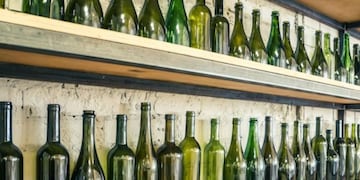 Cómo reciclar botellas de vino vacías y transformarlas en un tesoro para la decoración de la casa