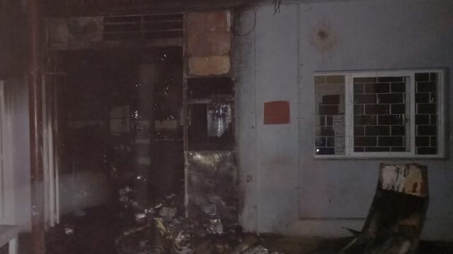 El fuego dañó todo lo que se guardaba en el depósito, en especial, ropa y elementos de biosefuridad usados por la pandemia. Gentileza Sitio Andino