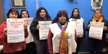 El sindicato que lidera Silvia Vélez se pronunció por aceptar, bajo protesta, la oferta salarial del Gobierno jujeño.