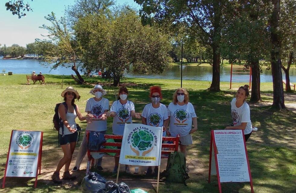 Los “Amigos del Lago San Roque” realizaron una nueva edición de limpieza recreativa