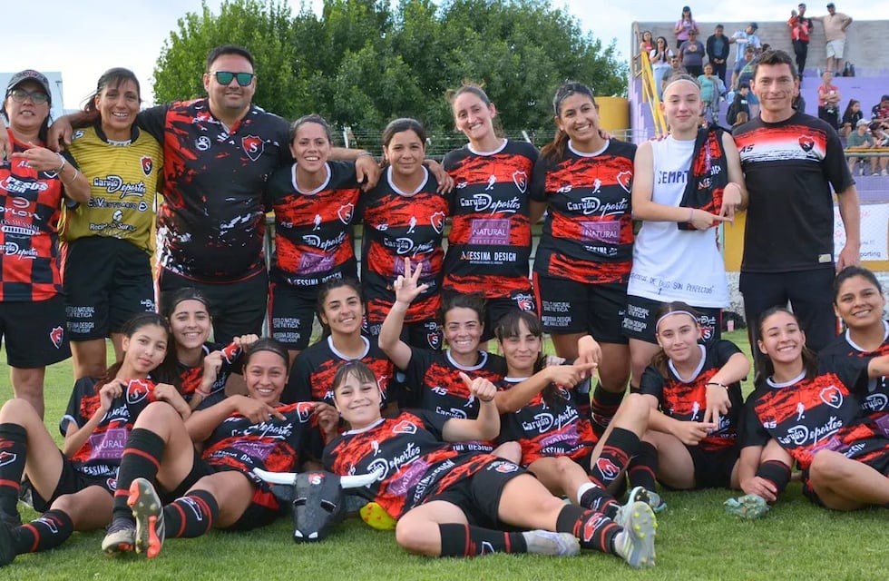 Liga del Sur: Sporting goléo y ascendió a Primera en el femenino