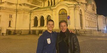 Alejandro Gravier publicó una foto junto a su hijo Tiziano Gravier en Sofía.